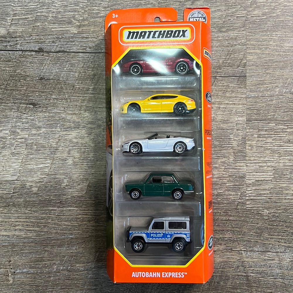 NEW Matchbox Autobahn Express Cars (5)